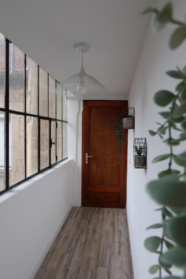 * La Tour : Vue Imprenable Sur La Ville * 룩세일레벵즈 외부 사진
